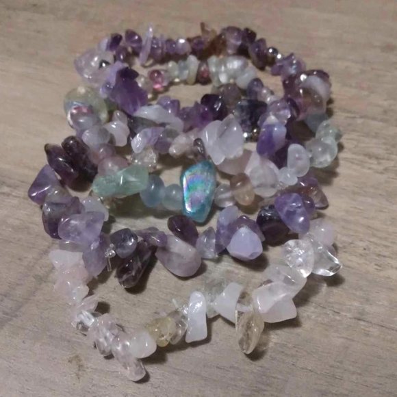 Set of 4 Chipped Stone Bracelets - Picture 1 of 8